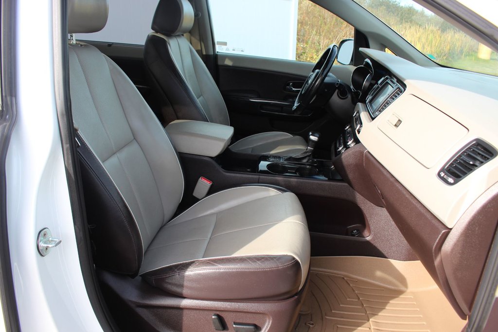 2017 Kia Sedona SXL | Lthr | Cam | HtdSeats | Bluetooth | Aux in Saint John, New Brunswick - 41 - w1024h768px
