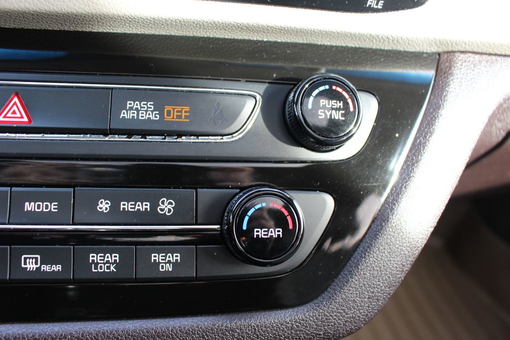 2017 Kia Sedona SXL | Lthr | Cam | HtdSeats | Bluetooth | Aux in Saint John, New Brunswick - 24 - w1024h768px