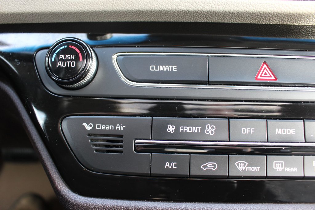 2017 Kia Sedona SXL | Lthr | Cam | HtdSeats | Bluetooth | Aux in Saint John, New Brunswick - 23 - w1024h768px