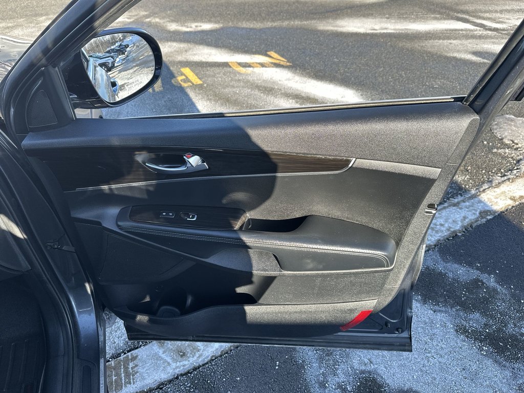 2020 Kia Sorento LX | HtdSeats | Cam | Bluetooth | Aux | USB | AC in Saint John, New Brunswick - 46 - w1024h768px