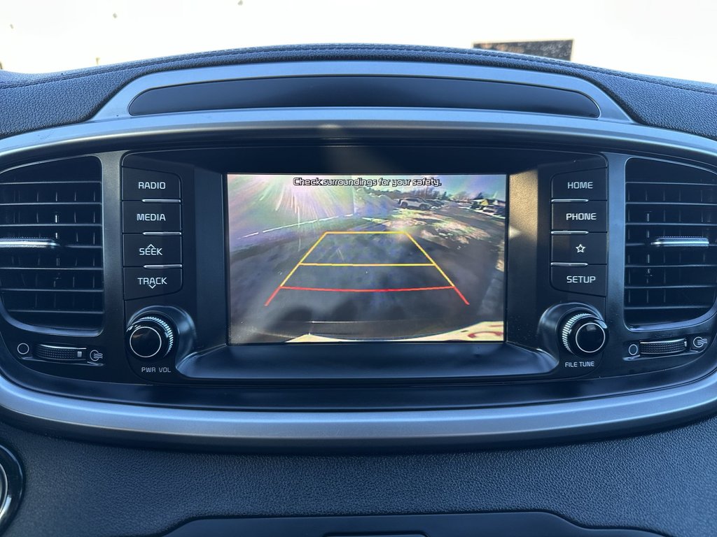2020 Kia Sorento LX | HtdSeats | Cam | Bluetooth | Aux | USB | AC in Saint John, New Brunswick - 26 - w1024h768px