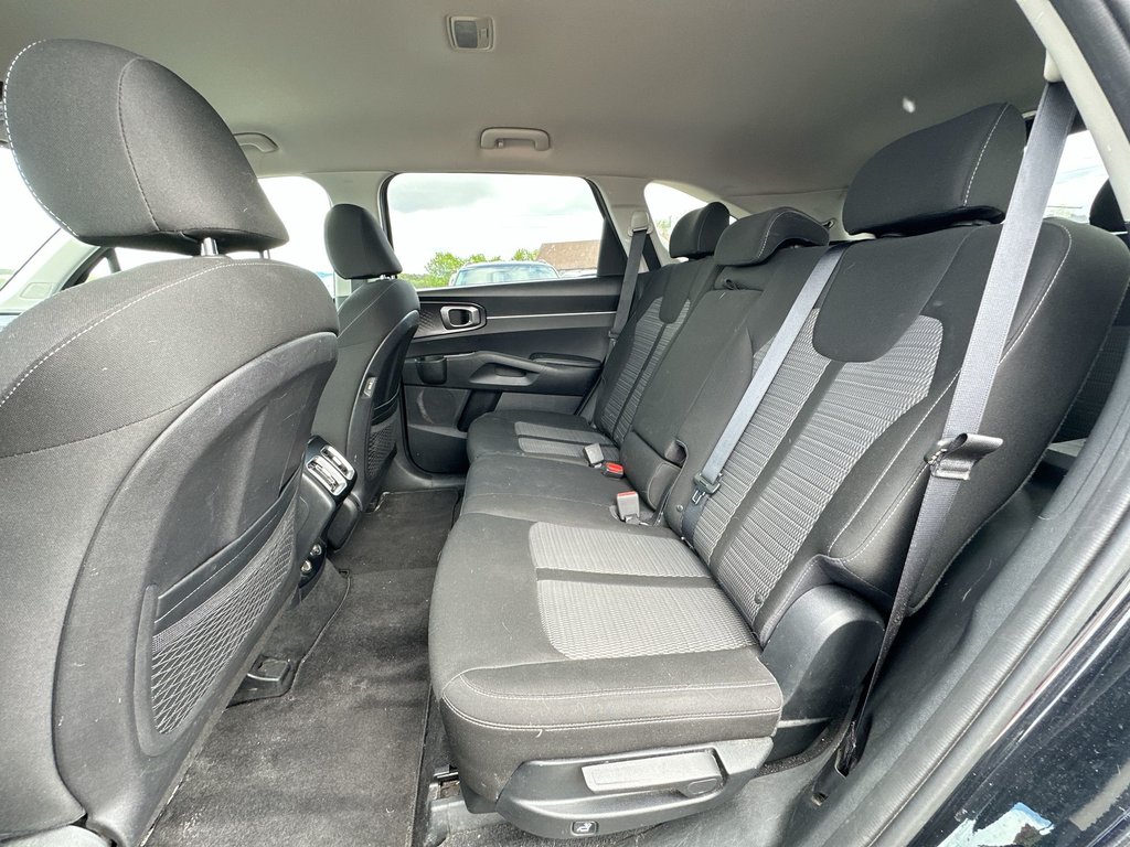 2021 Kia Sorento LX+ | Cam | HtdSeat | Bluetooth | Aux | USB | AC in Saint John, New Brunswick - 32 - w1024h768px