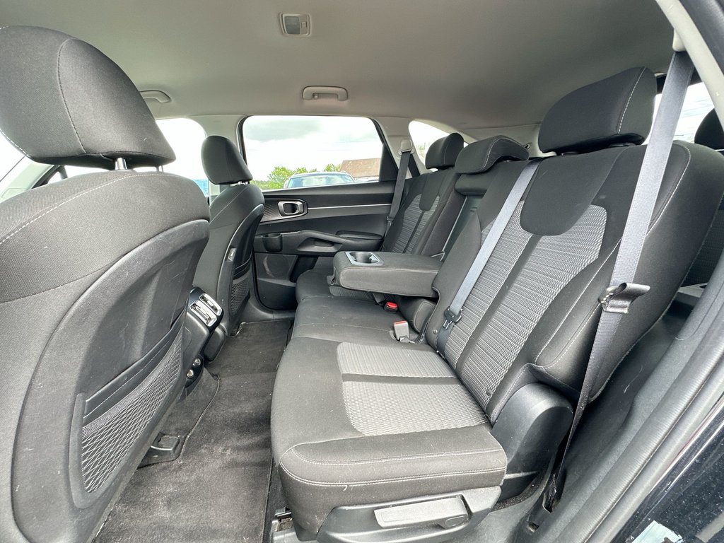 2021 Kia Sorento LX+ | Cam | HtdSeat | Bluetooth | Aux | USB | AC in Saint John, New Brunswick - 33 - w1024h768px