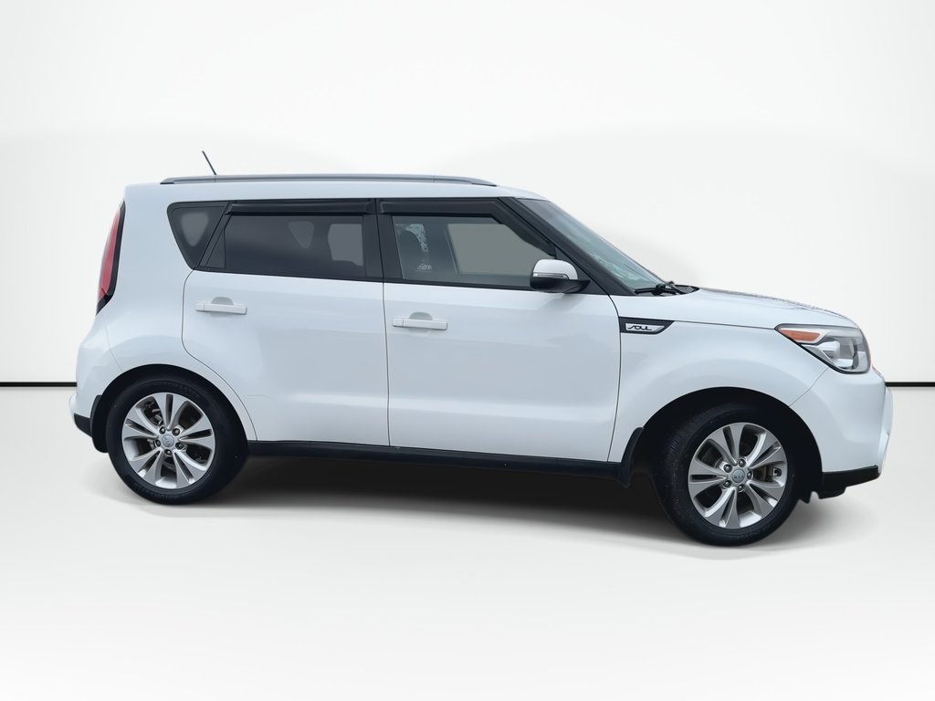 2016 Kia Soul EX | HtdSeat | Bluetooth | Cam | A/C | USB | AUX in Saint John, New Brunswick - 9 - w1024h768px