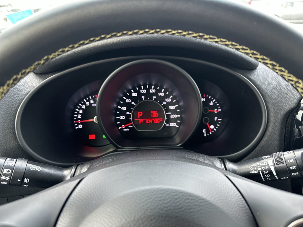 2016 Kia Soul EX | HtdSeat | Bluetooth | Cam | A/C | USB | AUX in Saint John, New Brunswick - 24 - w1024h768px