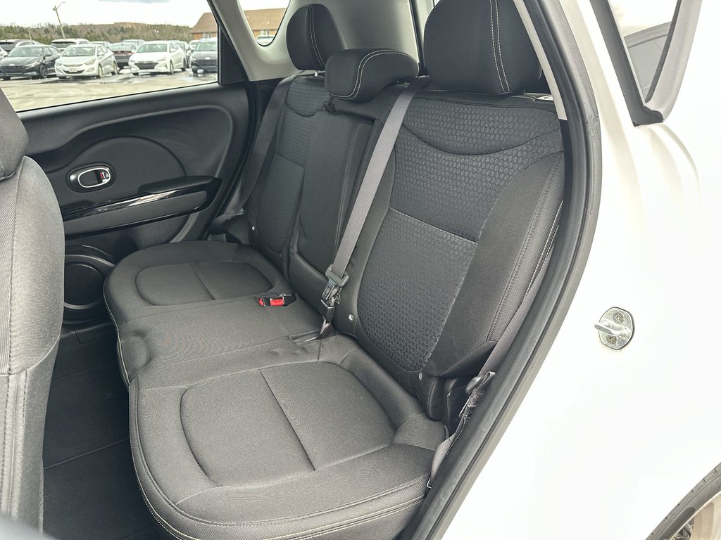 2016 Kia Soul EX | HtdSeat | Bluetooth | Cam | A/C | USB | AUX in Saint John, New Brunswick - 32 - w1024h768px