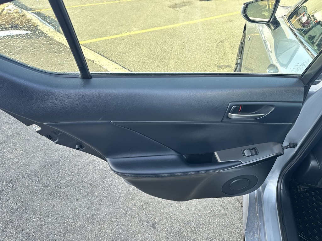 2022 Lexus IS 300 | Cam | Lthr HtdSeat | Warranty to 2028 in Saint John, New Brunswick - 34 - w1024h768px