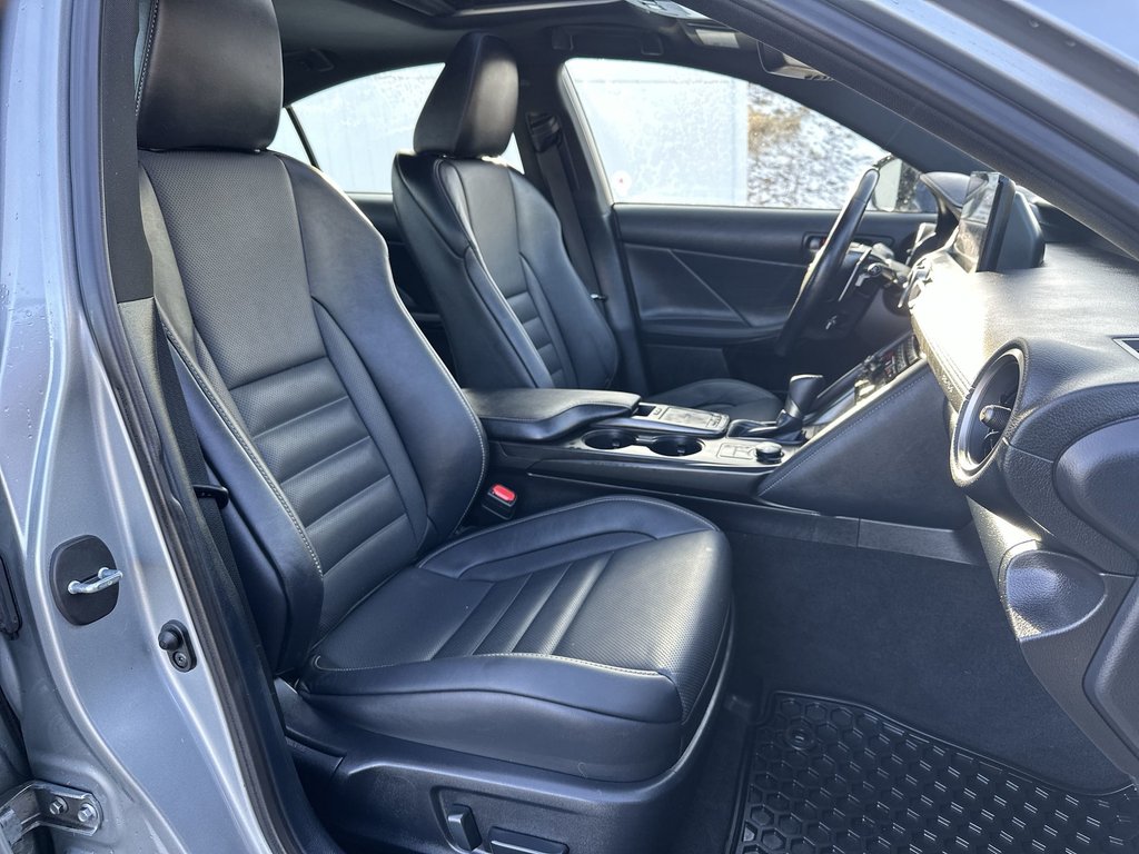 2022 Lexus IS 300 | Cam | Lthr HtdSeat | Warranty to 2028 in Saint John, New Brunswick - 39 - w1024h768px