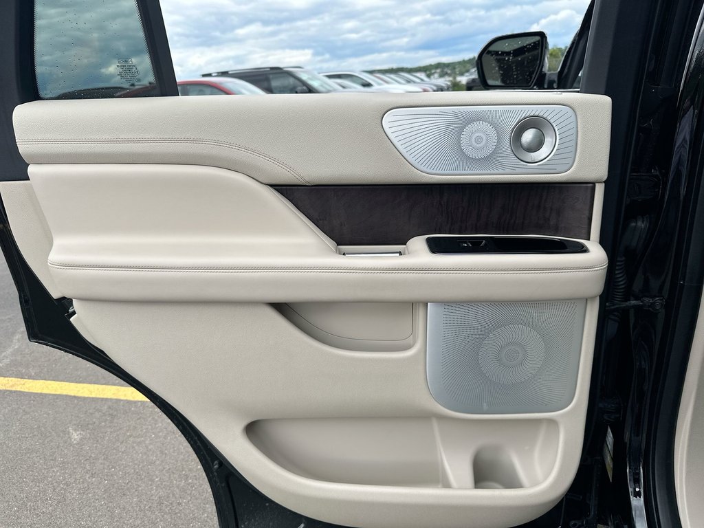 2021 Lincoln Navigator in Antigonish, Nova Scotia - 35 - w1024h768px