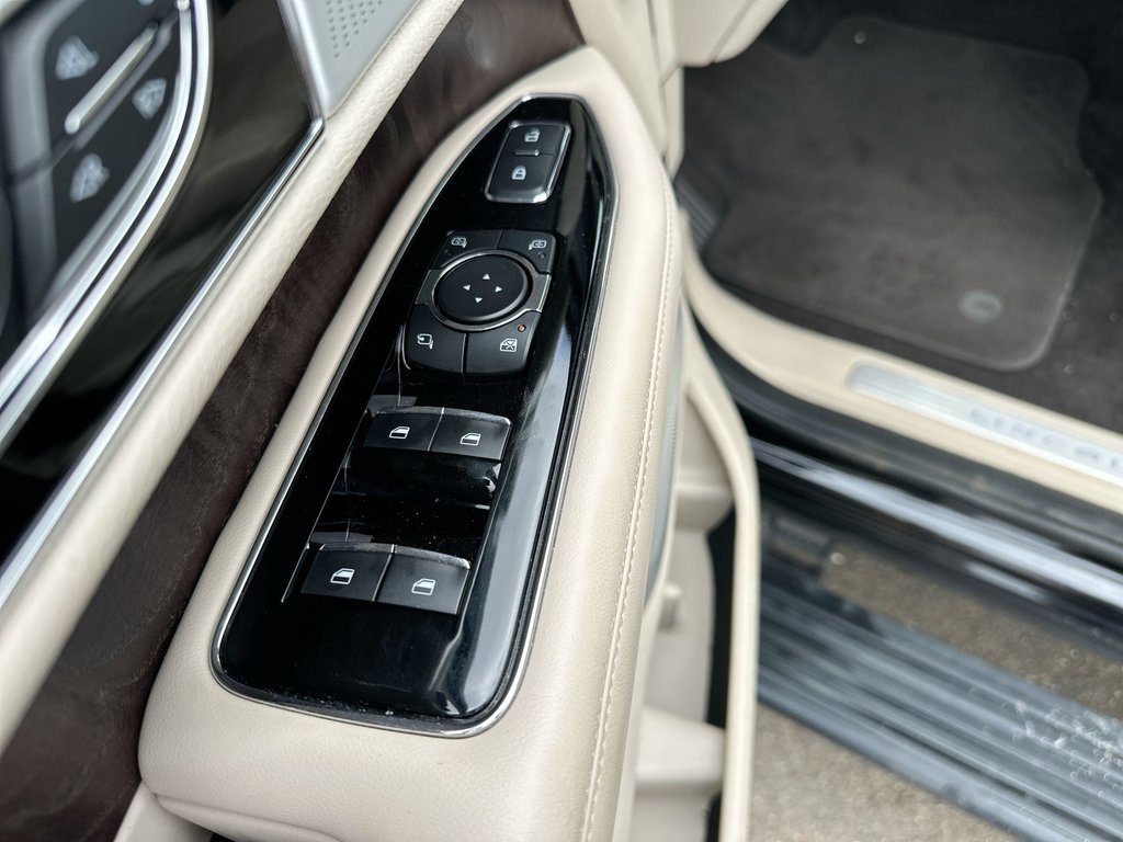2021 Lincoln Navigator in Antigonish, Nova Scotia - 15 - w1024h768px
