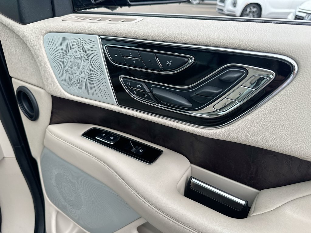 2021 Lincoln Navigator in Antigonish, Nova Scotia - 46 - w1024h768px