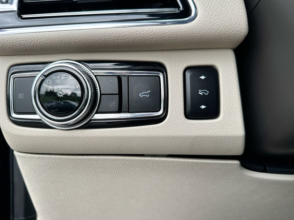 2021 Lincoln Navigator in Antigonish, Nova Scotia - 31 - w1024h768px