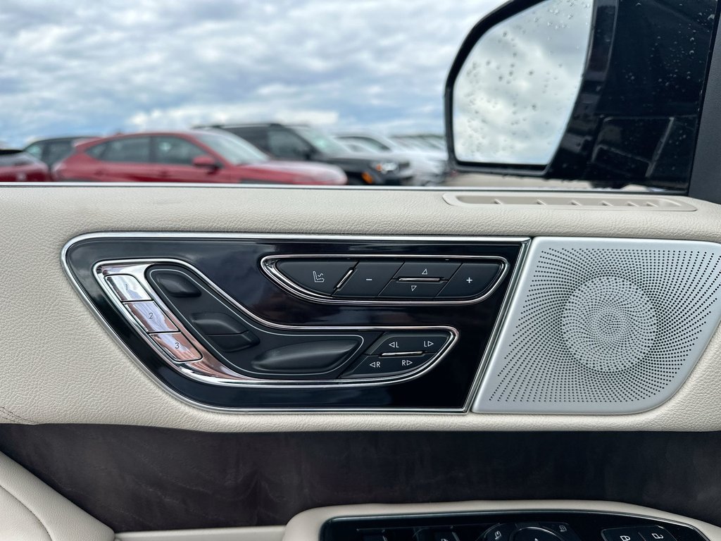 2021 Lincoln Navigator in Antigonish, Nova Scotia - 14 - w1024h768px
