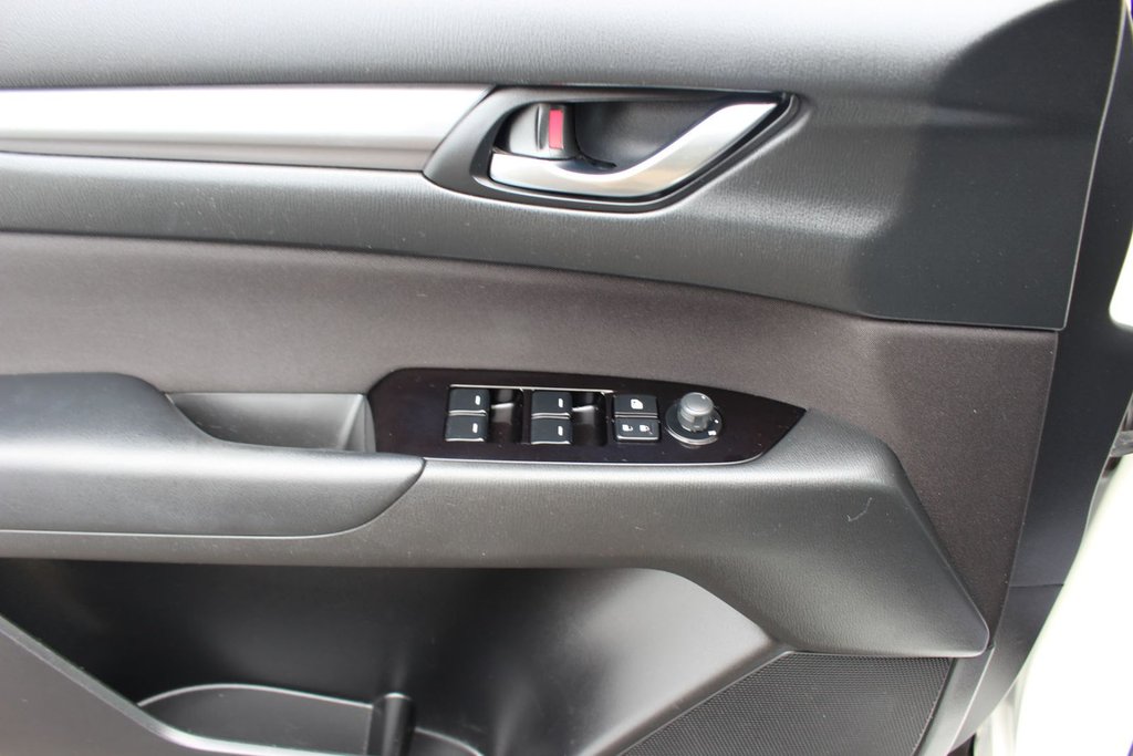 2020 Mazda CX-5 GX | HtdSeats | Cam | BlindSpot | Bluetooth | Aux in Saint John, New Brunswick - 14 - w1024h768px