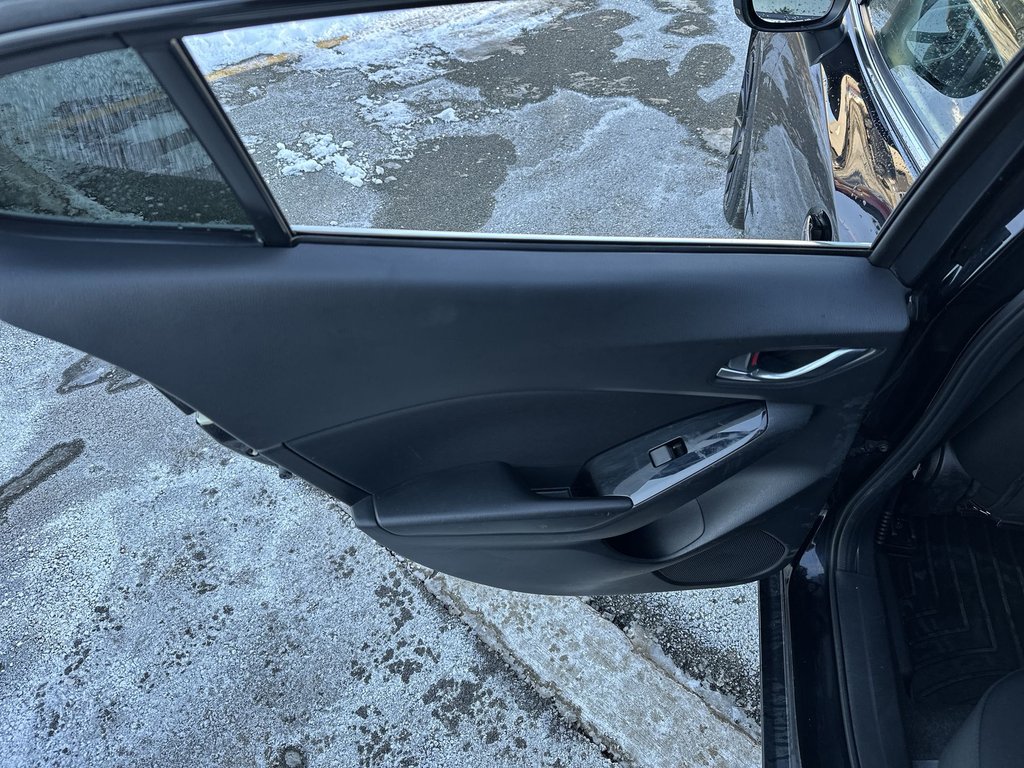 2018 Mazda 3 Sport GT | Cam | Roof | HtdSeats | Bluetooth | Aux | AC in Saint John, New Brunswick - 35 - w1024h768px