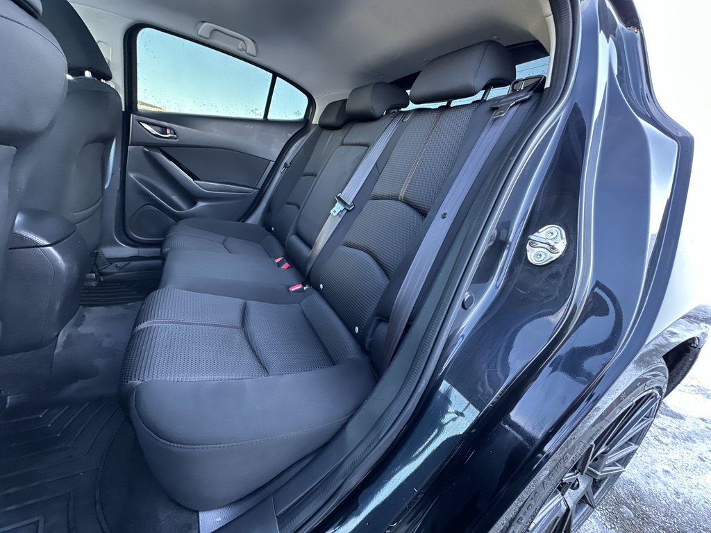 2018 Mazda 3 Sport GT | Cam | Roof | HtdSeats | Bluetooth | Aux | AC in Saint John, New Brunswick - 34 - w1024h768px
