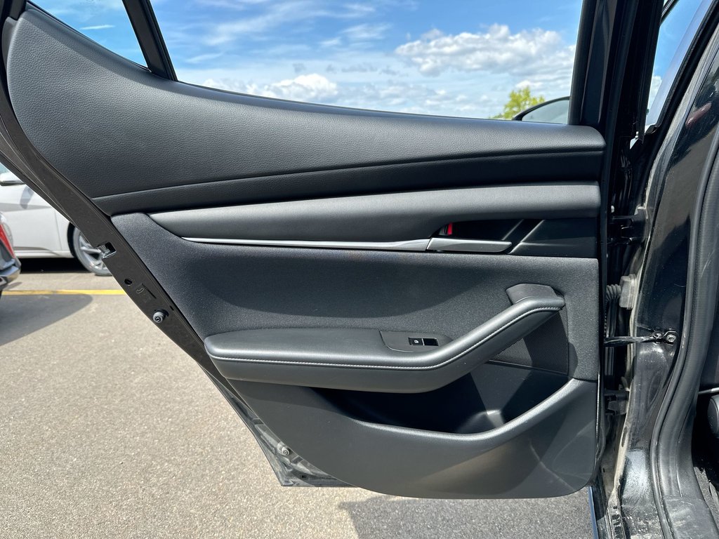 2025 Mazda 3 Sport GS | Cam | HtdSts | Bluetooth | Warranty to 2030 in Saint John, New Brunswick - 35 - w1024h768px