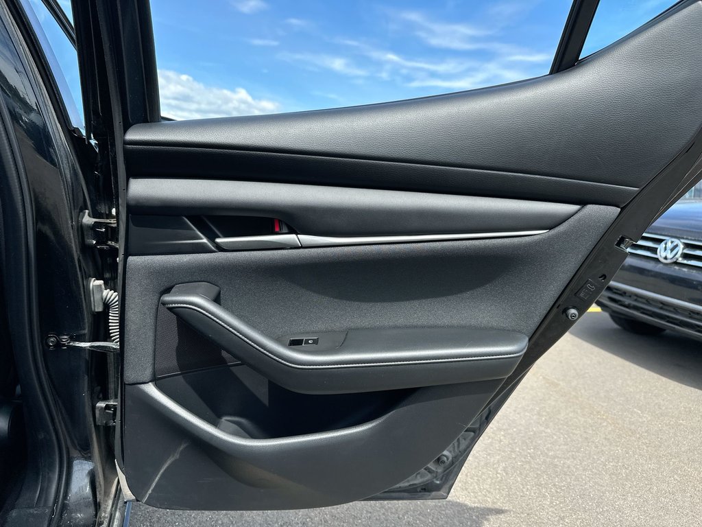 2025 Mazda 3 Sport GS | Cam | HtdSts | Bluetooth | Warranty to 2030 in Saint John, New Brunswick - 41 - w1024h768px