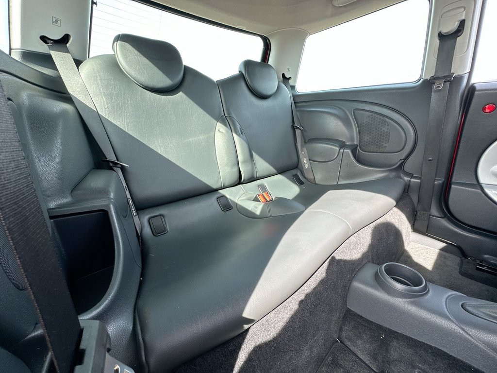 2002 MINI Cooper Hardtop Lthr | HtdSeats | CDPlayer | PwrWndws | Keyless in Saint John, New Brunswick - 39 - w1024h768px