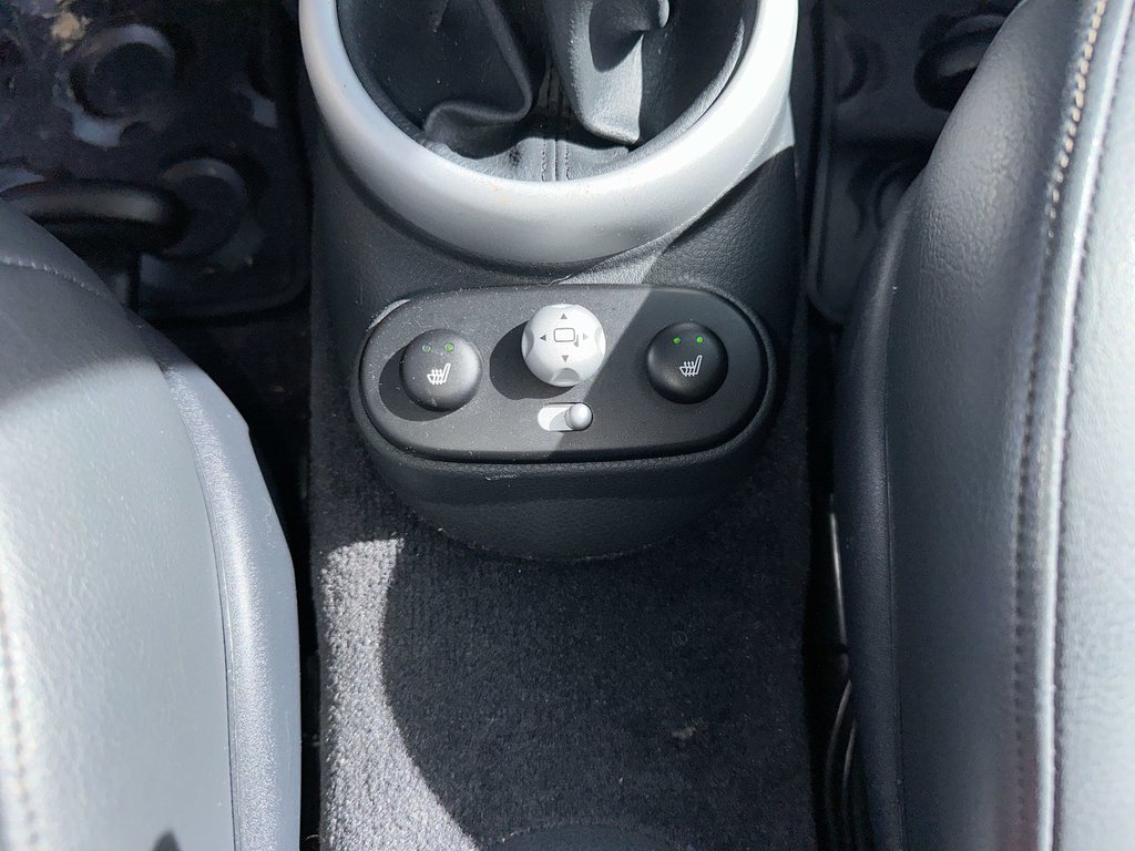 2002 MINI Cooper Hardtop Lthr | HtdSeats | CDPlayer | PwrWndws | Keyless in Saint John, New Brunswick - 47 - w1024h768px
