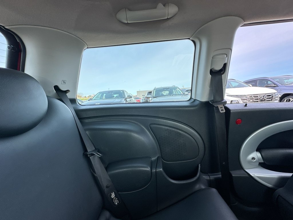 2002 MINI Cooper Hardtop Lthr | HtdSeats | CDPlayer | PwrWndws | Keyless in Saint John, New Brunswick - 35 - w1024h768px