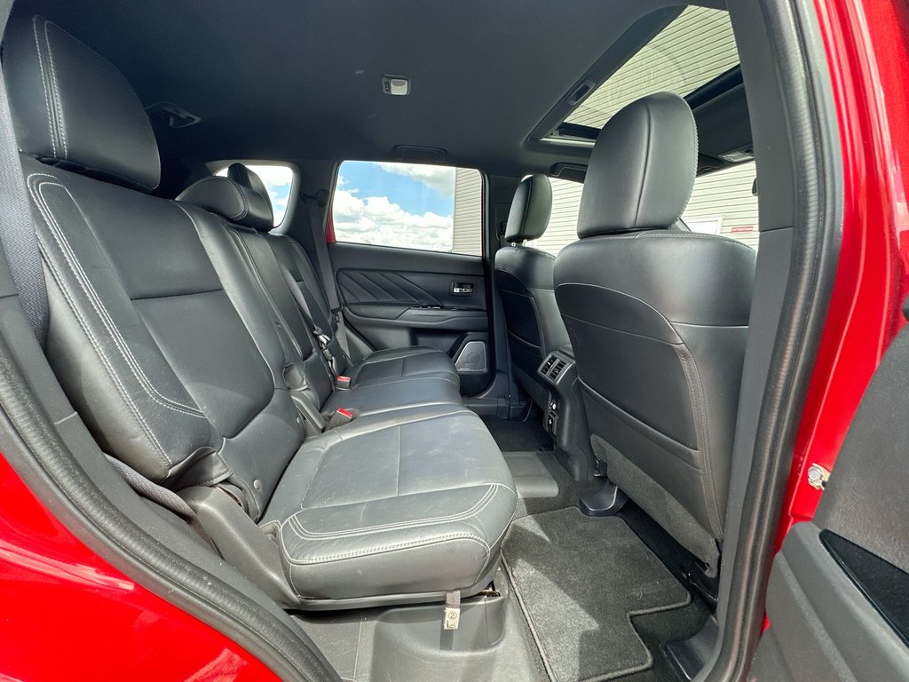 2019 Mitsubishi Outlander PHEV GT | Roof | Lthr | HtdSeats | Warranty to 2027 in Saint John, New Brunswick - 40 - w1024h768px