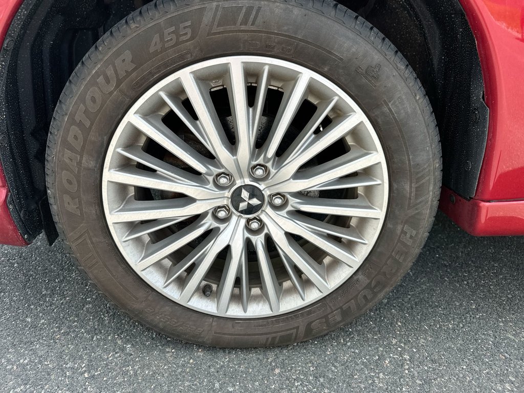 2019 Mitsubishi Outlander PHEV GT | Roof | Lthr | HtdSeats | Warranty to 2027 in Saint John, New Brunswick - 10 - w1024h768px