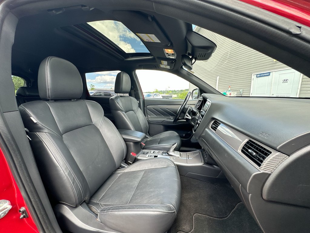 2019 Mitsubishi Outlander PHEV GT | Roof | Lthr | HtdSeats | Warranty to 2027 in Saint John, New Brunswick - 42 - w1024h768px