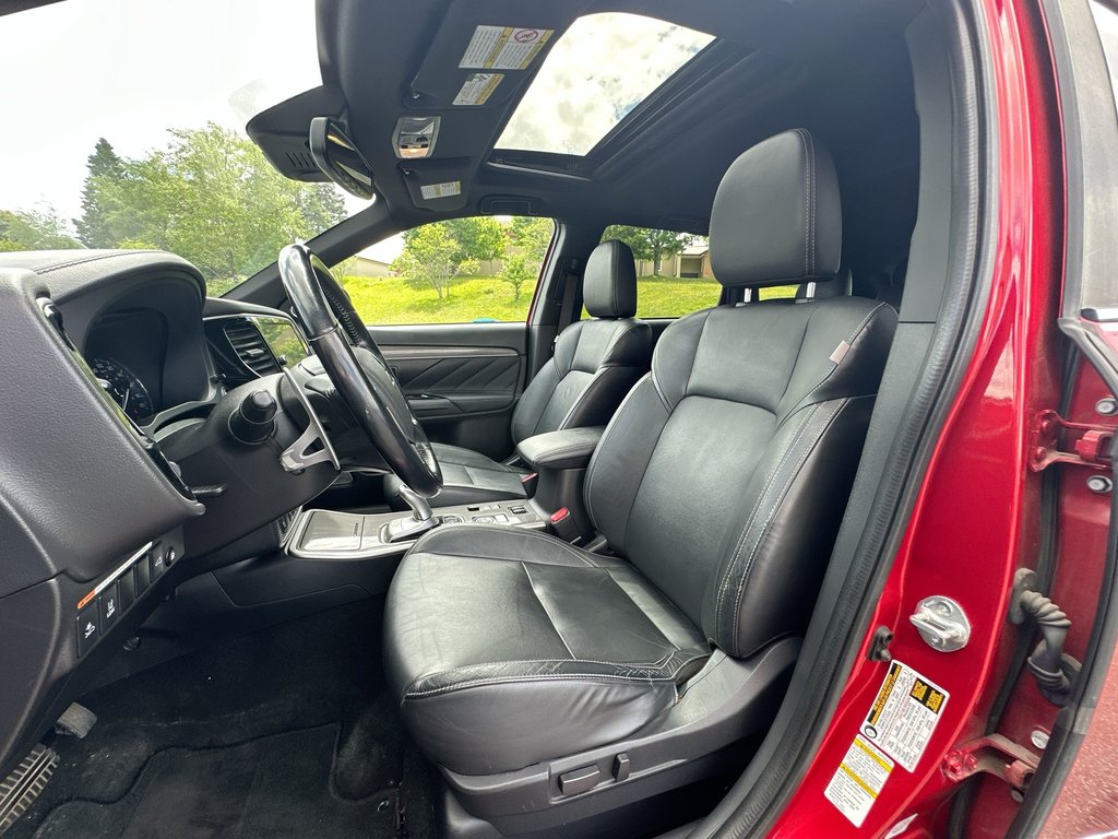 2019 Mitsubishi Outlander PHEV GT | Roof | Lthr | HtdSeats | Warranty to 2027 in Saint John, New Brunswick - 11 - w1024h768px