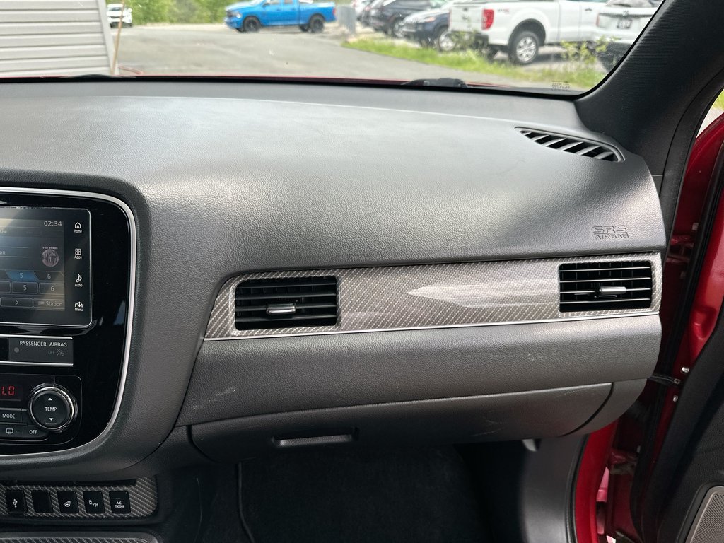 2019 Mitsubishi Outlander PHEV GT | Roof | Lthr | HtdSeats | Warranty to 2027 in Saint John, New Brunswick - 44 - w1024h768px