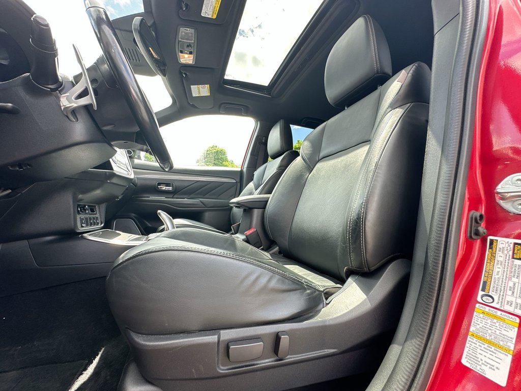 2019 Mitsubishi Outlander PHEV GT | Roof | Lthr | HtdSeats | Warranty to 2027 in Saint John, New Brunswick - 14 - w1024h768px