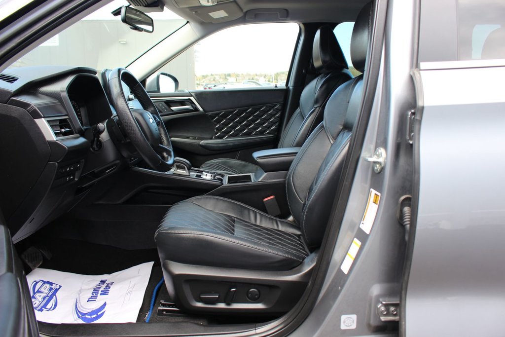 2023 Mitsubishi OUTLANDER PHEV SEL | PHEV | Leather | SunRoof | Warranty to 2033 in Saint John, New Brunswick - 12 - w1024h768px