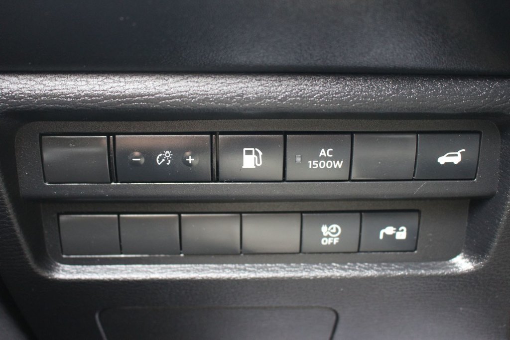 2023 Mitsubishi OUTLANDER PHEV SEL | PHEV | Leather | SunRoof | Warranty to 2033 in Saint John, New Brunswick - 20 - w1024h768px