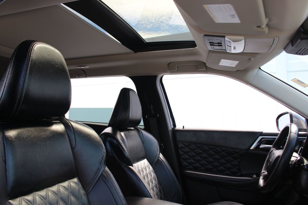 2023 Mitsubishi OUTLANDER PHEV SEL | PHEV | Leather | SunRoof | Warranty to 2033 in Saint John, New Brunswick - 48 - w1024h768px