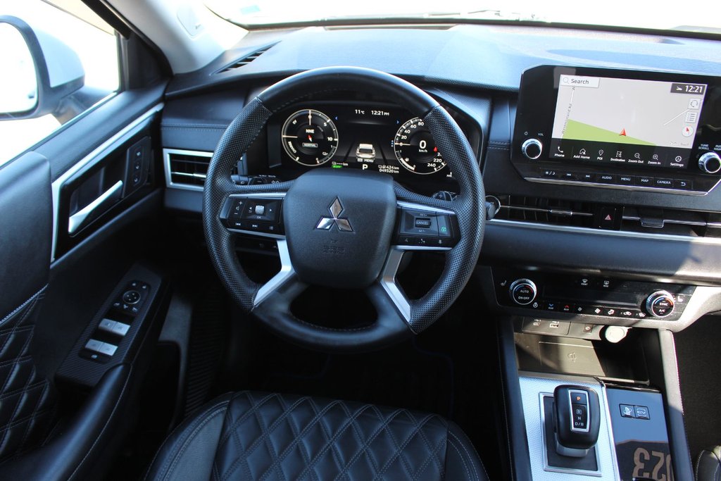 2023 Mitsubishi OUTLANDER PHEV in Antigonish, Nova Scotia - 13 - w1024h768px