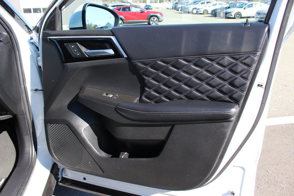 2023 Mitsubishi OUTLANDER PHEV in Antigonish, Nova Scotia - 59 - w1024h768px