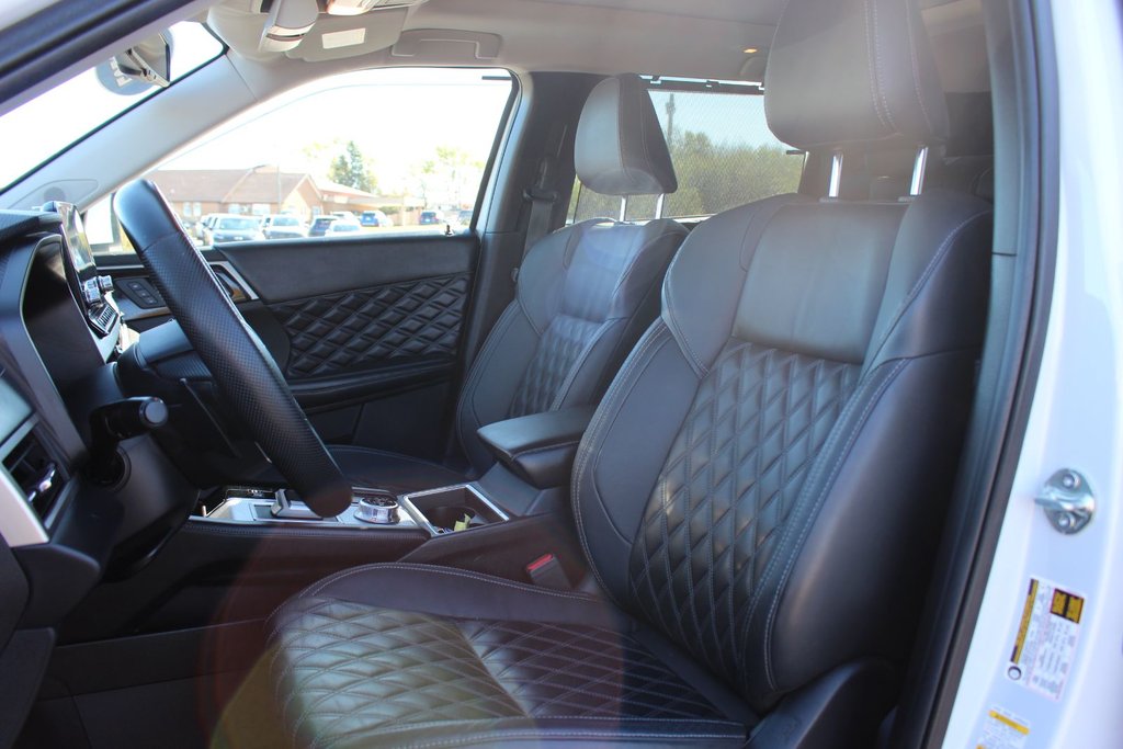2023 Mitsubishi OUTLANDER PHEV in Antigonish, Nova Scotia - 9 - w1024h768px