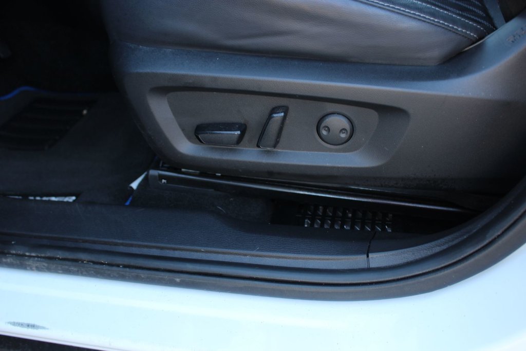 2023 Mitsubishi OUTLANDER PHEV in Antigonish, Nova Scotia - 11 - w1024h768px