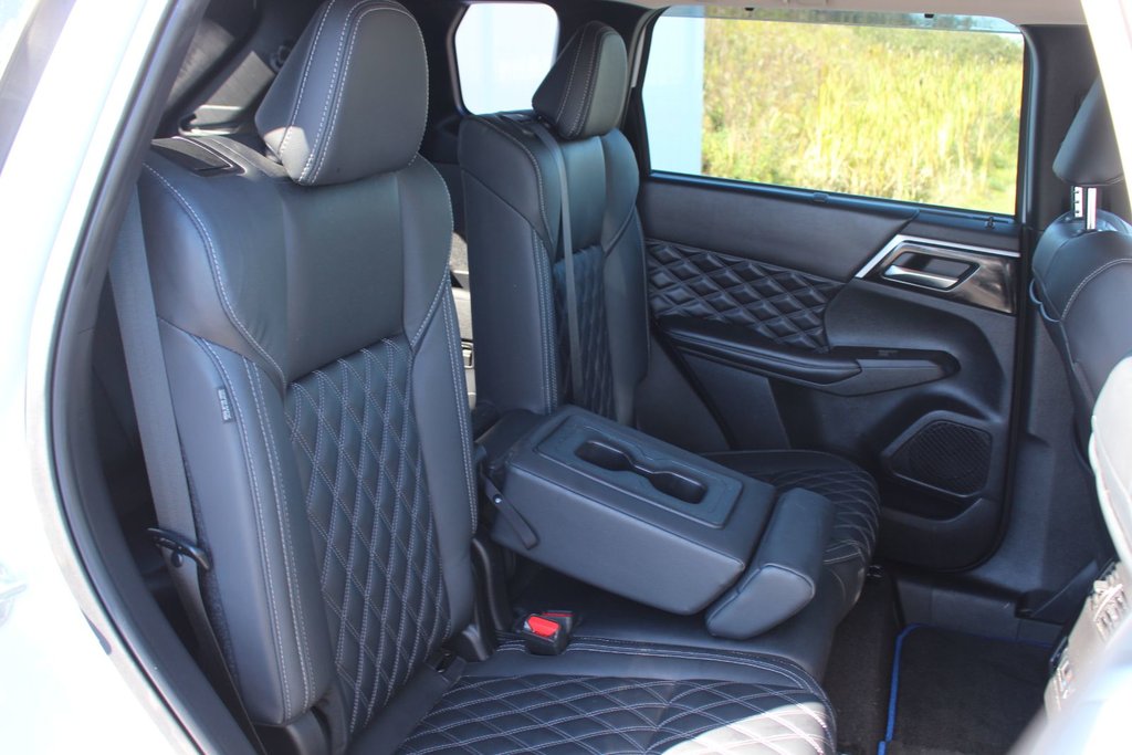 2023 Mitsubishi OUTLANDER PHEV in Antigonish, Nova Scotia - 51 - w1024h768px