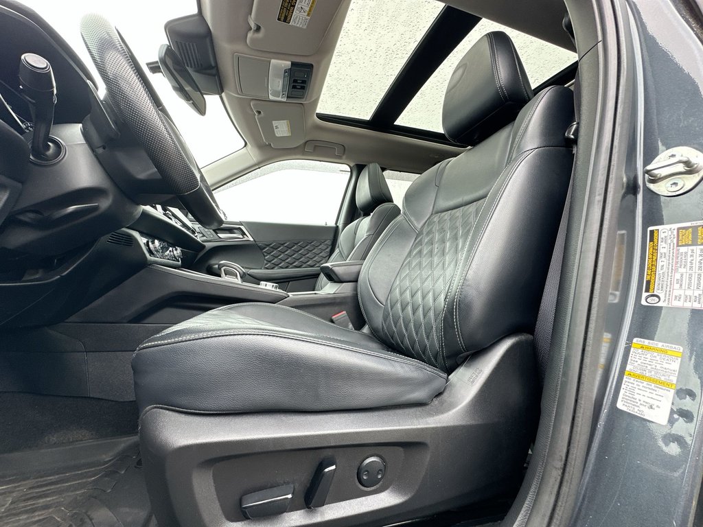2024 Mitsubishi Outlander Plug-In Hybrid in Antigonish, Nova Scotia - 14 - w1024h768px