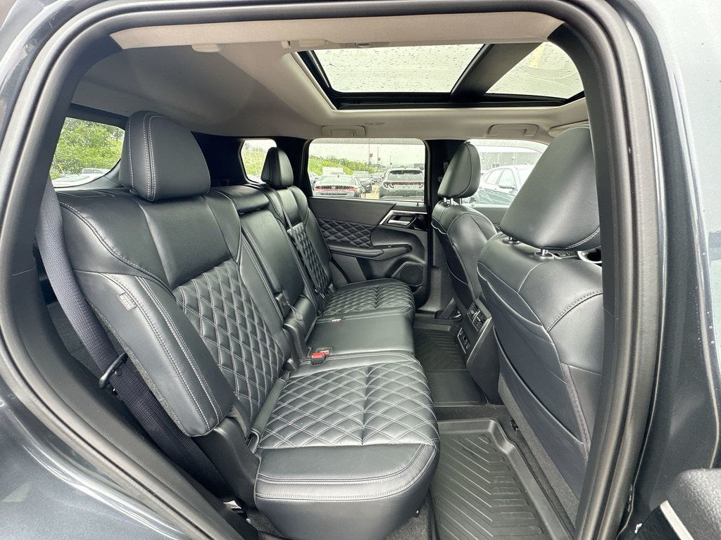 2024 Mitsubishi Outlander Plug-In Hybrid in Antigonish, Nova Scotia - 39 - w1024h768px