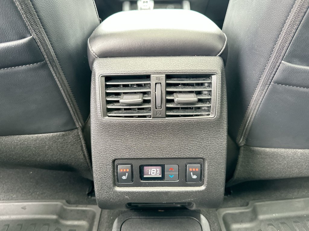 2024 Mitsubishi Outlander Plug-In Hybrid in Antigonish, Nova Scotia - 50 - w1024h768px