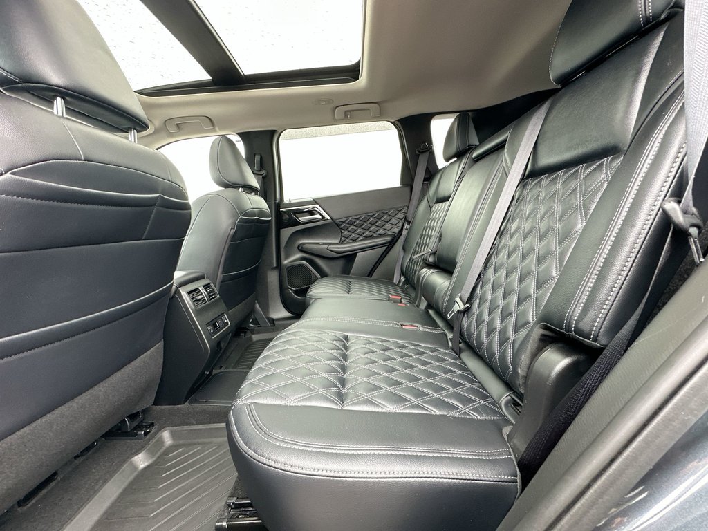 2024 Mitsubishi Outlander Plug-In Hybrid in Antigonish, Nova Scotia - 34 - w1024h768px