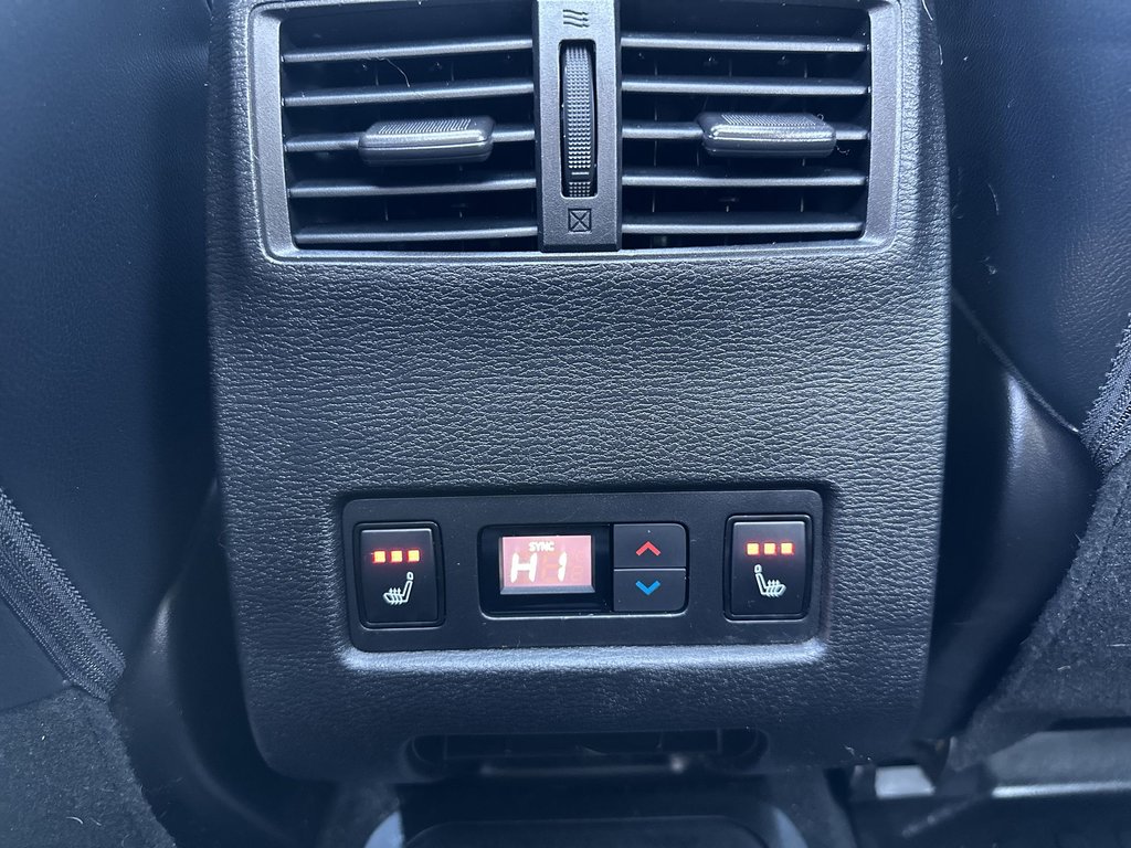 2025 Mitsubishi Outlander Plug-In Hybrid SEL | Cam | Lthr | HtdSeat | Warranty to 2034 in Saint John, New Brunswick - 52 - w1024h768px