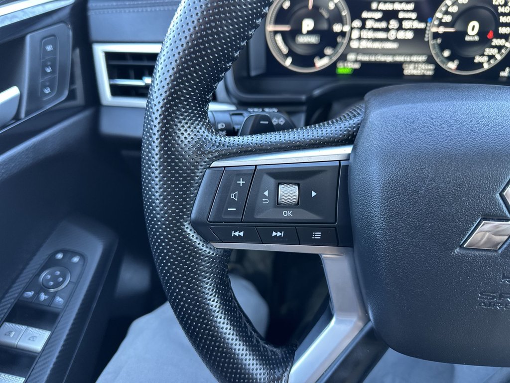 2025 Mitsubishi Outlander Plug-In Hybrid SEL | Cam | Lthr | HtdSeat | Warranty to 2034 in Saint John, New Brunswick - 20 - w1024h768px