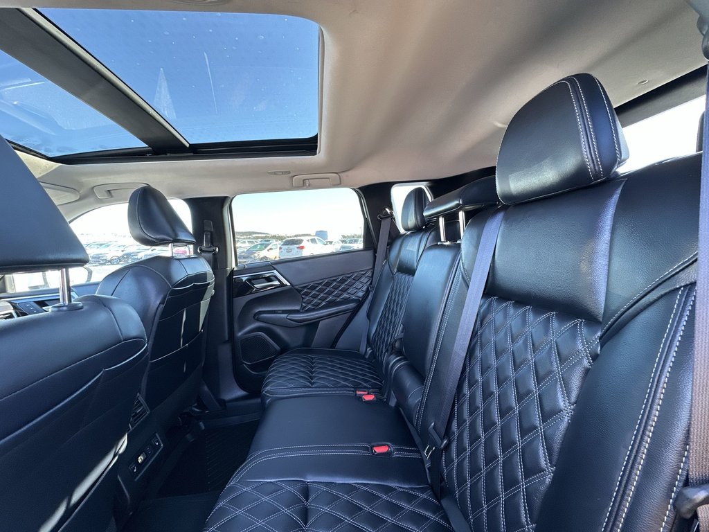 2025 Mitsubishi Outlander Plug-In Hybrid SEL | Cam | Lthr | HtdSeat | Warranty to 2034 in Saint John, New Brunswick - 33 - w1024h768px