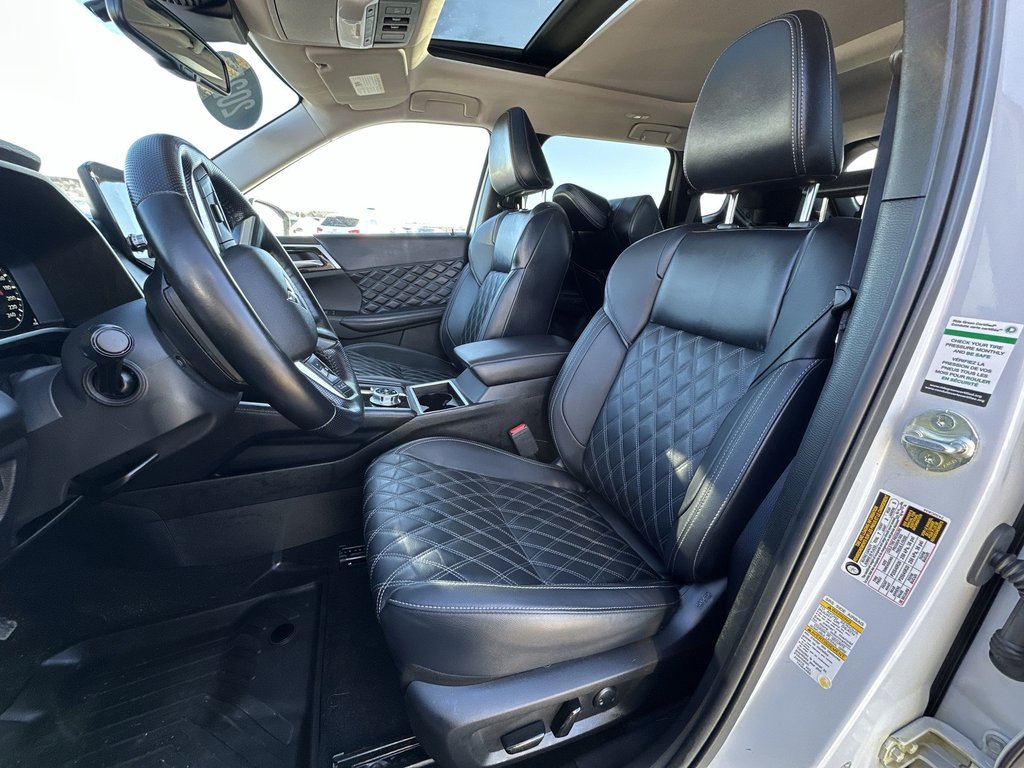 2025 Mitsubishi Outlander Plug-In Hybrid in Antigonish, Nova Scotia - 11 - w1024h768px