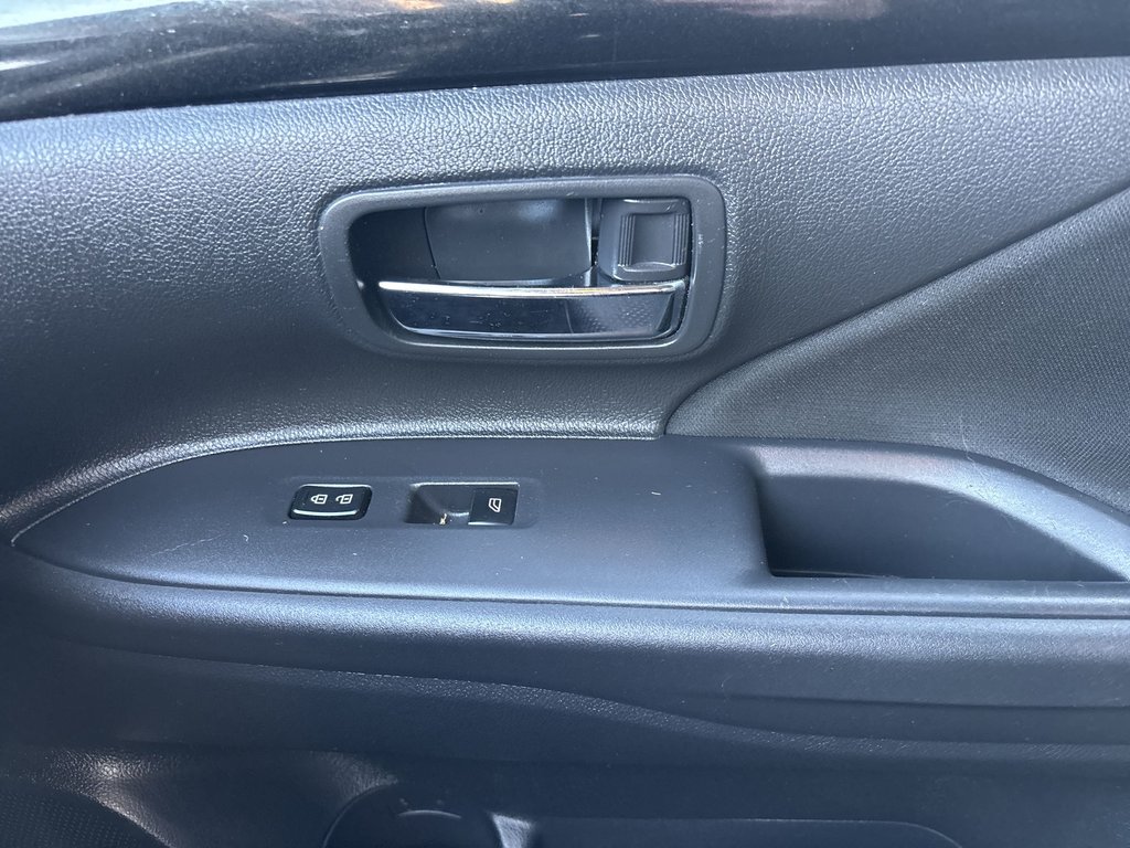 2020 Mitsubishi OUTLANDER SE | Roof | Cam | HtdSeats | Cruise | Aux | USB in Saint John, New Brunswick - 45 - w1024h768px