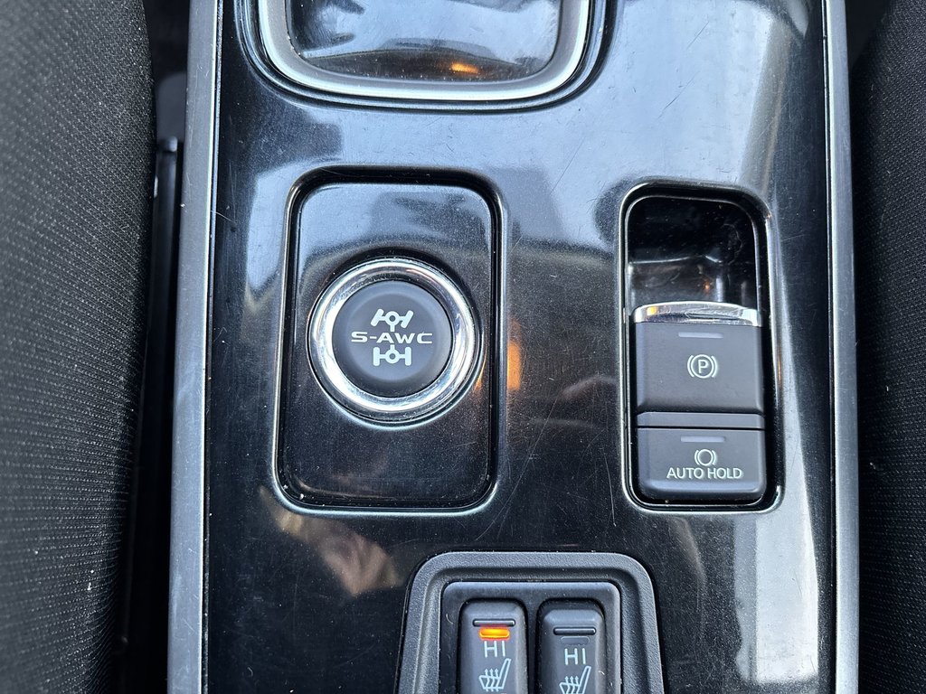 2020 Mitsubishi OUTLANDER SE | Roof | Cam | HtdSeats | Cruise | Aux | USB in Saint John, New Brunswick - 29 - w1024h768px