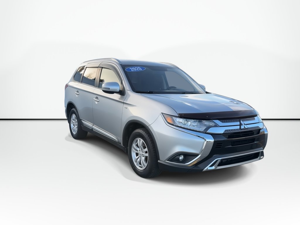 2020 Mitsubishi OUTLANDER SE | Roof | Cam | HtdSeats | Cruise | Aux | USB in Saint John, New Brunswick - 2 - w1024h768px